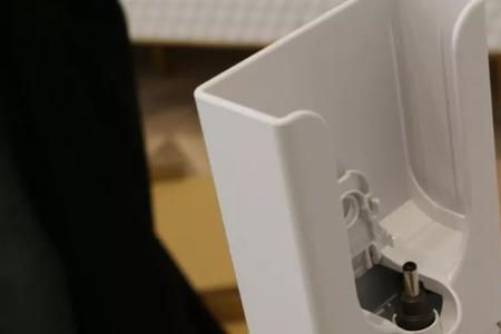 戴森充电座安装高度