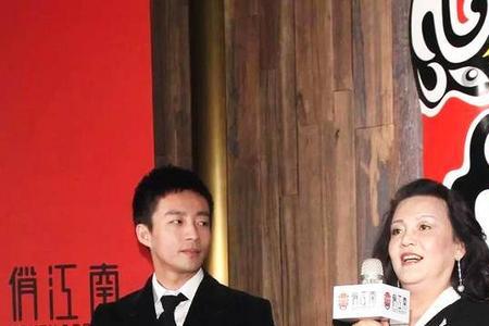 张兰的江南俏还营业不