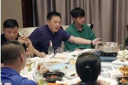 你是家里的一片天什么意思