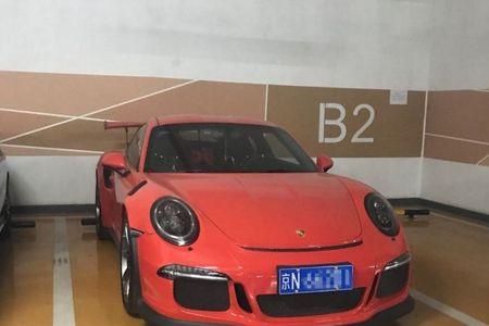 5米宽的车库能停两部车吗