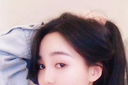 形容女主播形象的词语