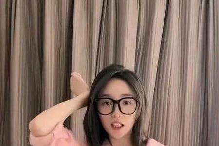 星汉灿烂闺蜜叫阿姊吗