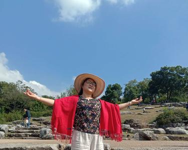 闲云自在八方走诗句