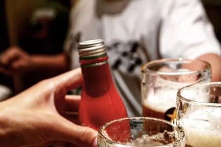 快把酒来吃的意思是什么