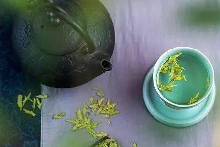 一杯薄酒是什么意思