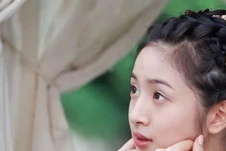 穿越武侠收了殷素素的小说