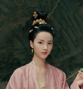 鹤唳华亭里控鹤是什么意思