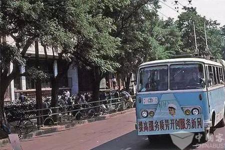 鞍山市无轨电车什么时候取消的