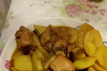 鸡腿肉炖土豆的做法