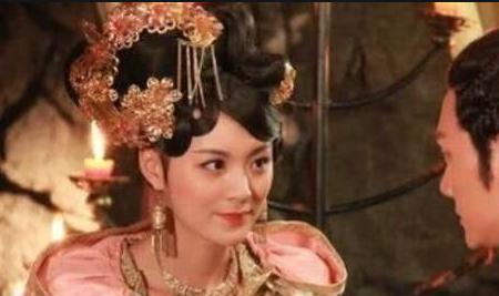 李询出狱后怎么复仇的