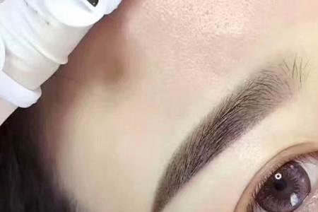 纹绣师雾眉点刺需要避开毛发吗