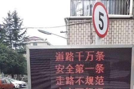 什么亲人两行泪古诗