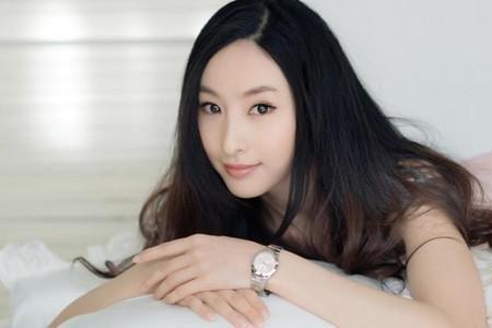 形容女人很妩媚的句子有哪些