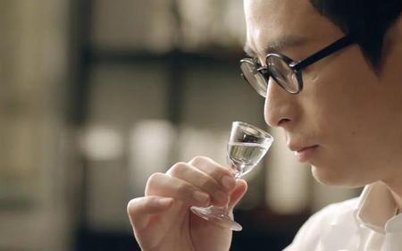 男人喝酒三分醉后面一句