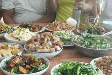 10个人一桌菜怎么配
