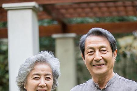 65岁以上老人同居不结婚合法吗