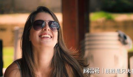 女孩说太傻了，咋回答