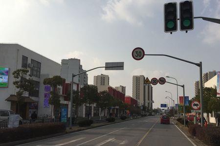 浦东万祥镇，地铁什么站下最近