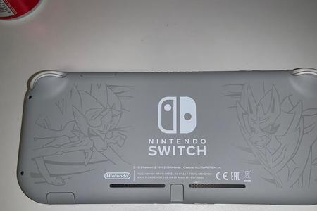 switch剑与盾初始选哪个