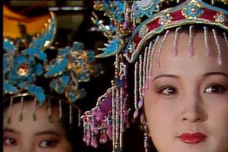 红楼梦中赖大娘的名字叫什么