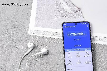 iqooneo6游戏空间怎么长按进入
