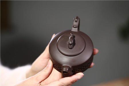 顾燕梅绿泥壶的价值