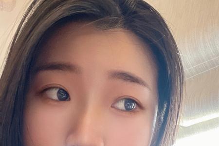 中年女人自拍发朋友圈的句子