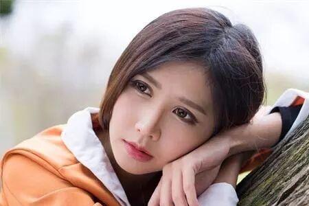 女人说她很笨我该怎么回答