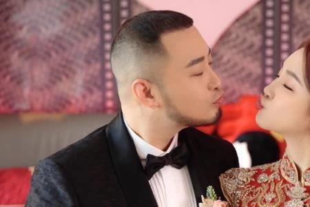 江璟儿和夏震是如何相识的