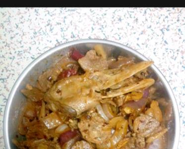 广东柠檬洋葱炒鸭肉的做法