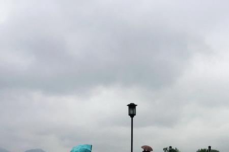 断桥烟雨 ,浅唱离殇什么意思