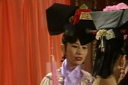 乾隆赐刘墉两个宫女是什么人