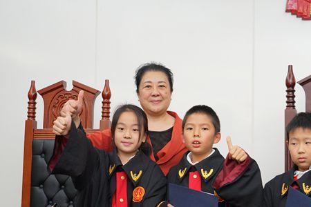 法官叔叔把我判给妈妈第几集