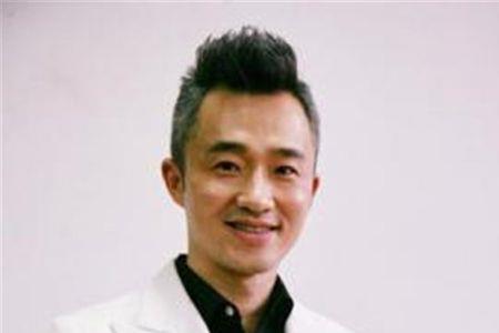 主持人程雷身高