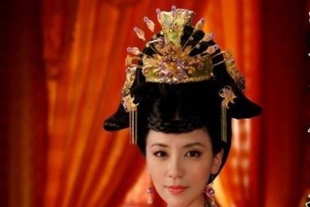 密史的女主角叫什么