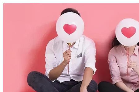 相亲同时和两个女孩谈好吗
