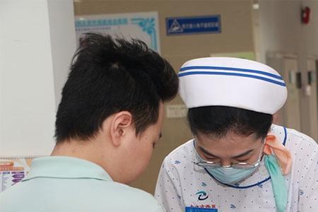护士真的不能交往吗