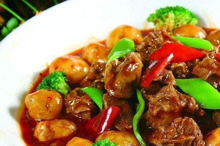 描述土豆烧鸡的句子
