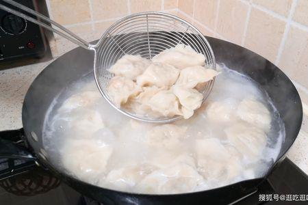 不粘锅能煮水饺吗