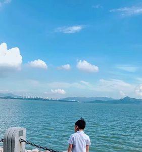 喜欢海的男生的性格