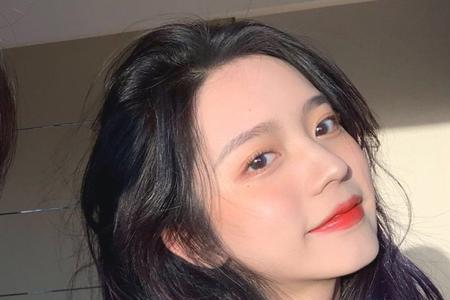 男生看到女生就笑是不是喜欢