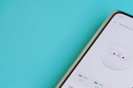 oppoencoair2怎么看电量