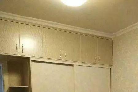 农村自建房厅大好还是卧室大好