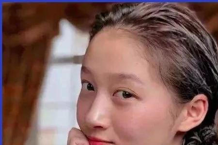 女生为什么喜欢碰男生脖子
