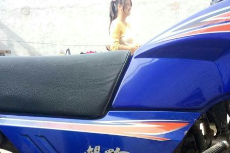 豪爵银豹125摩托车怎样解除限速
