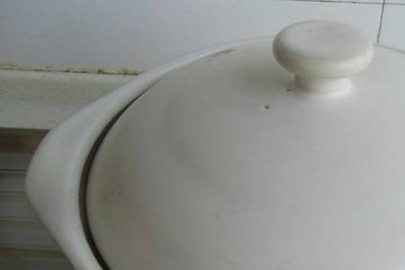 砂锅第一次开锅怎么有白色粉末
