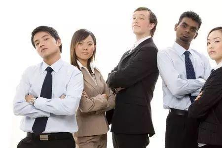 说你高高在上的人是什么心态