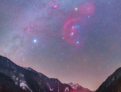宇落星辰什么意思