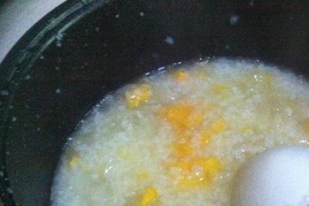 香蕉红薯大米粥的做法