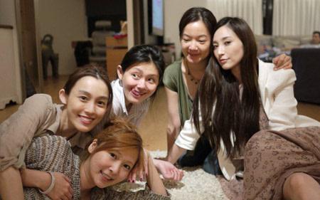 在干妈家里住一晚上合不合适